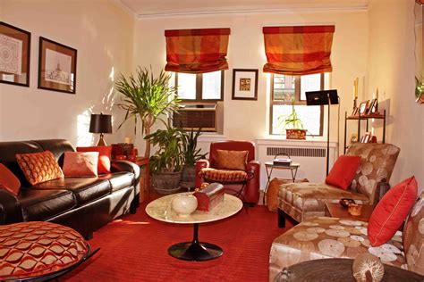 Brown tone comes from the flooring and the doors. Red Living Room Ideas to Decorate Modern Living Room Sets ...