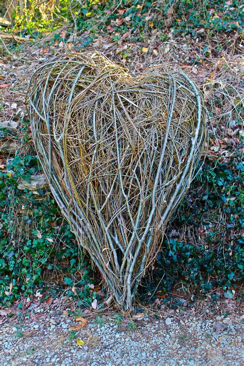 / the interior of kelly's treehouse features hardwood floors, window coverings with hardware made of branches and. Love the Heart made of willow... By Kelly Brown/ bowerbirdsculpture.com | Valentines art, Garden ...