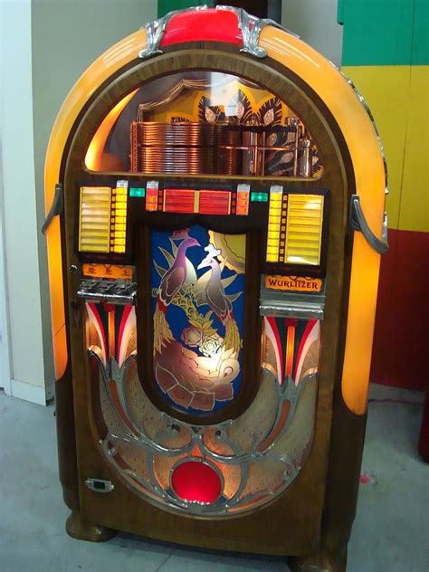 The campaign was used to promote nbc's programming and to introduce the proud n, a logo that would be used until 1986. Original Wurlitzer Model 850 Jukebox Proud as a Peacock