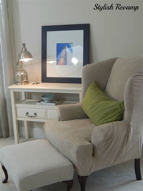 42 cozy bedroom ideas how to make your room feel cozy, source: Sofas: Upscale Furniture Of Comfy Reading Chair ...