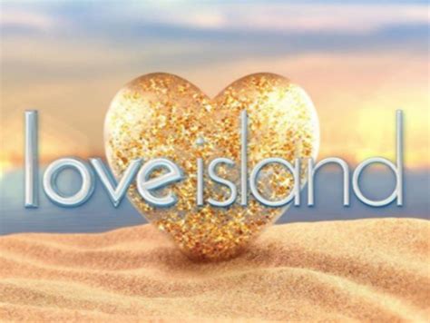 Love Island 2021 People Are Sharing Their Hilarious Reasons Why They