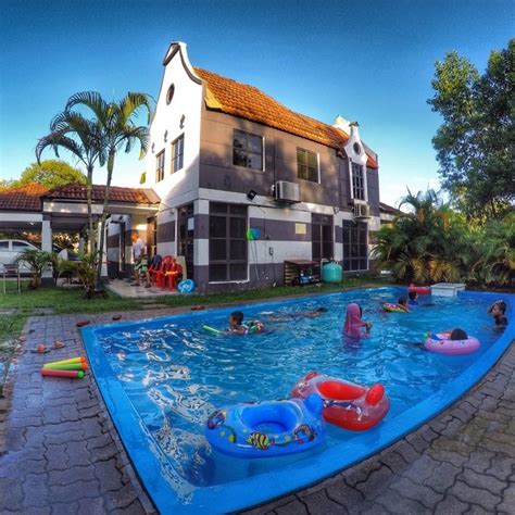 Villa with private swimming pool provides guests with complimentary parking and a restaurant. 12 Villa In A Famosa With Private Swimming Pool You Should ...