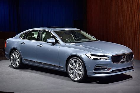 The volvo s90 is a executive sedan manufactured and marketed by swedish automaker volvo cars since 2016. Volvo S90/V90 - AutoWeek.nl