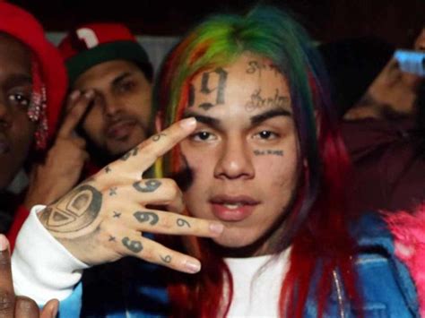 tekashi 6ix9ine debuts a brand new hairstyle will he ditch his rainbow colored hair