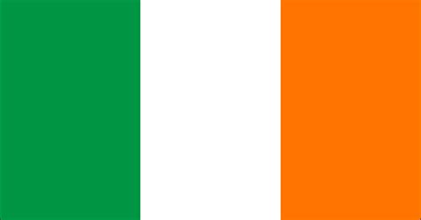 Es la capital de la república de irlanda y la ciudad con más habitantes de dicha isla. Vivir en Dublin: La bandera Irlandesa