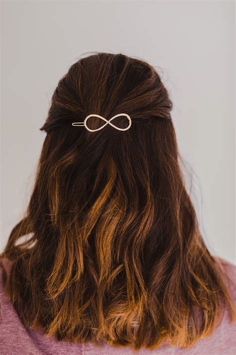 Goldene Haarspange Infinity Unendlichkeitszeichen Gold Haarspange