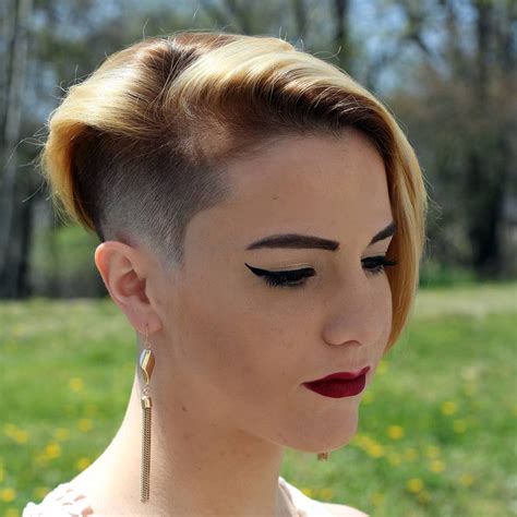 How to get the undercut hairstyle. Crazy Undercut Bob Hairstyles To Try | Hairdrome.com