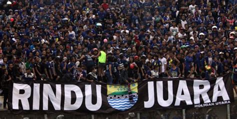 Partai gelombang rakyat indonesia disingkat dengan nama partai gelora indonesia. Final ISL di Palembang, Pihak Kepolisian Himbau Suporter Tertib - Bola.net