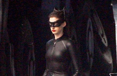 Anne Hathaway In Full Catwoman Costume In The Dark Knight Rises The