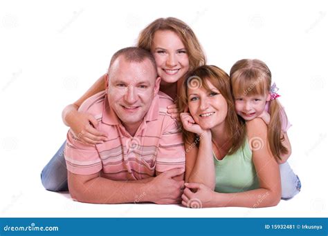 Familia Feliz Madre Padre Y Dos Hijas Imagen De Archivo Imagen De