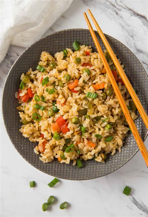 This is one quick fried rice you can make with eggs. Healthy Fried Brown Rice With Vegetables | Asian Fried Rice