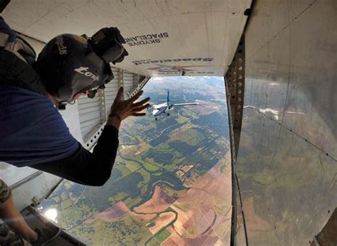 Gopro Skydivers Break Multiple World Records In Texas In Memory Of