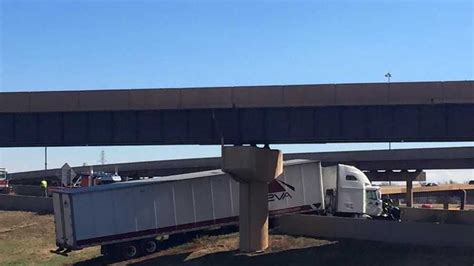 Westbound I 40 Open After Accident Involving Semi Truck