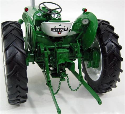 Universal Hobbies 116 Scale Uh4008 1963 Oliver 600 Tractor Green