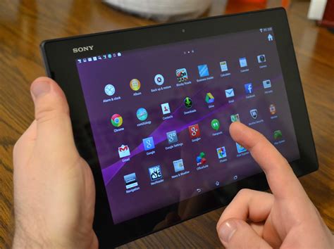 Review Sonys New Tablet Is Thinner And Lighter Than The Ipad Air And
