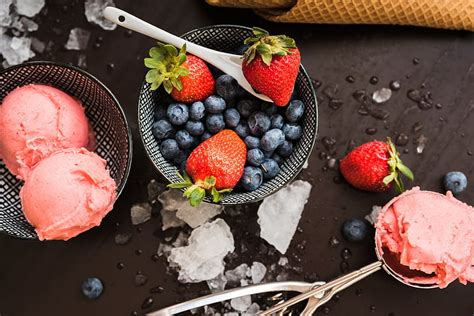 Food Ice Cream Berry Strawberry Blueberry Still Life Hd Wallpaper