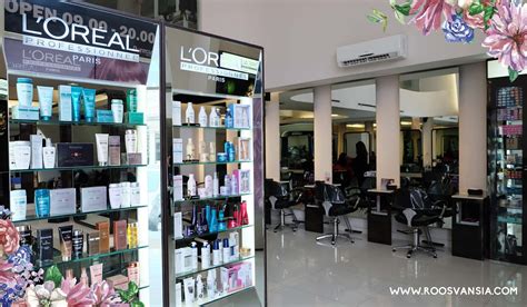 Sebagai inspirasi, gaya rambut pria 2021 ini sudah dipopulerkan oleh michael b. Potong Rambut di Pointcut Salon by. Irwan Team | ROOSVANSIA