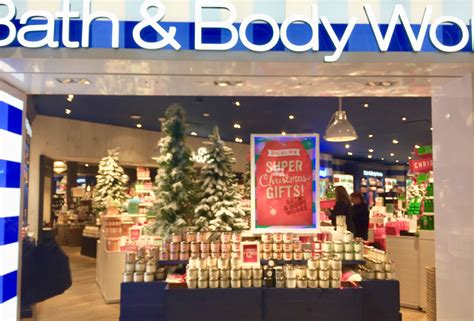 With more than 1,700 stores across the globe, bath & body works takes pride in. Bath & Body Works - Holiday Internal POS - Woodfield Mall ...