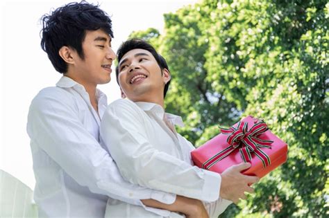 Premium Photo Sweet Moment Of Loveportrait Of Asian Homosexual