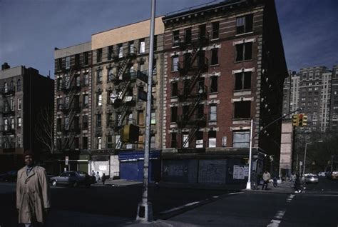 Camilo Jose Vergara The New American Ghetto 1991 Apartment Building