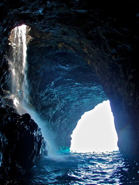 Na Pali Coast Waterfall Cave Kauai Hawaii ©topendsteve Places To See