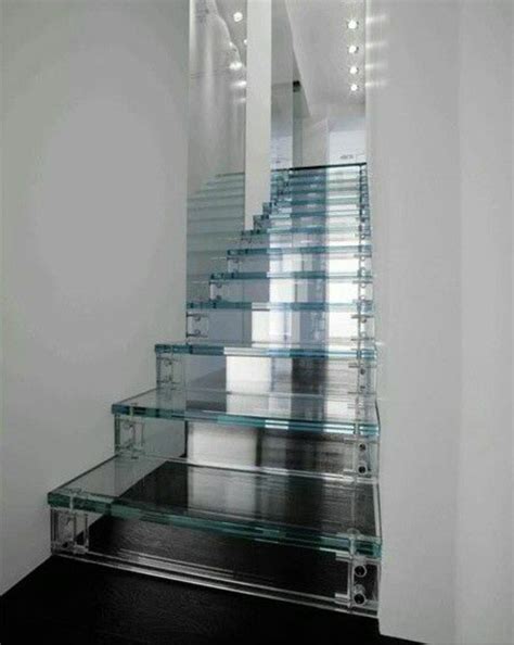 Noch immer herrscht allgemein der irrglaube vor, eine treppe komplett zu sanieren oder einzelne stufen zu erneuern, wäre ein äußerst. 101 moderne Treppen erscheinen als Blickfang in Ihrer Wohnung