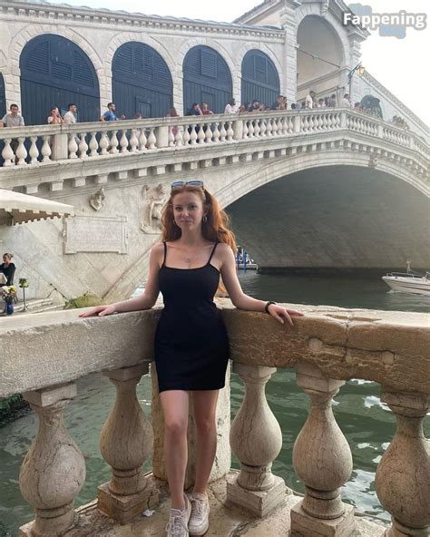 Francesca Capaldi Francescacapaldi Nude Onlyfans Photo The