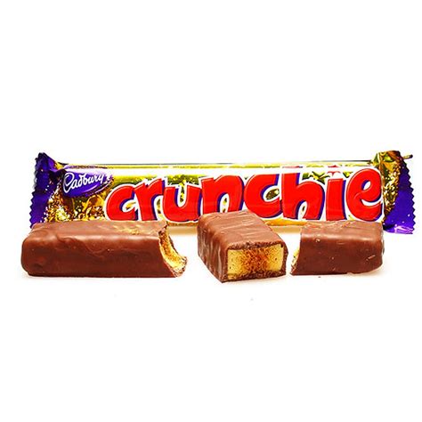 cadbury crunchie bars total 18 bars of british chocolate candy cadbury crunchie