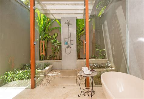 Enjoy A Spacious Luxury Semi Open Air Bathroom With A Tropical Small