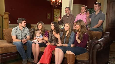 Duggars Returning To Tlc With Jill And Jessa Show Abc7 Chicago
