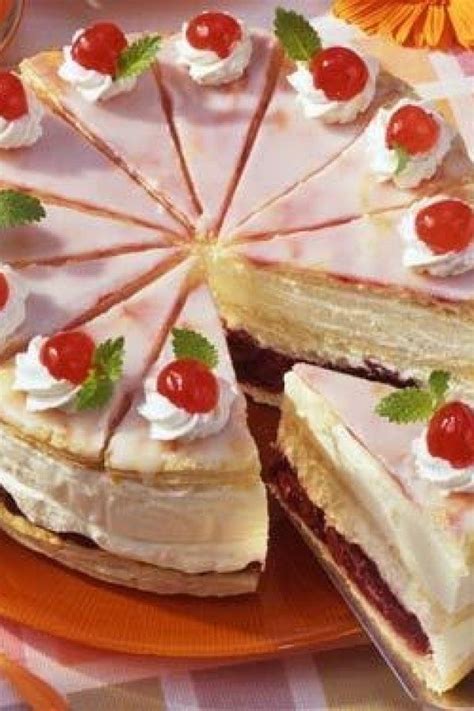 Maybe you would like to learn more about one of these? Holländische Kirschtorte | Kuchen und torten, Torten ...