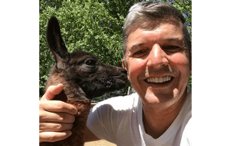João baião is a portuguese television presenter entertainer and actor. A vida de luxo de João Baião: tem quinta com animais ...