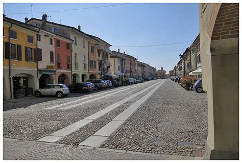 Di stagione in stagione baggio 1920 si arricchisce con le novità provenienti dalle grandi firme della gioielleria, dai prestigiosi marchi dell'alta orologeria internazionale, dalle più preziose collezioni di argenti, cristalli, porcellane e pelletteria. Lombardia in bici: Ciclabile dell'Oglio da Urago d'Oglio a ...