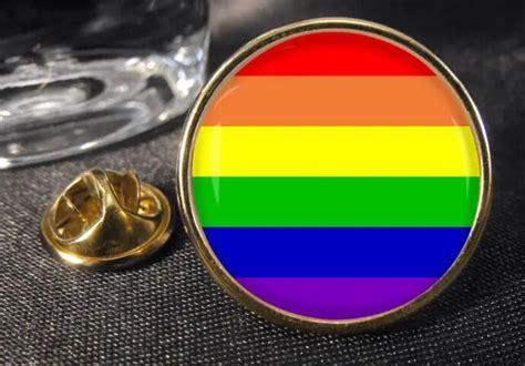 High Quality Rainbow Flag Button Badge Gay Pride Lgbt Low Price Custom Metal Lapel Pin Hot Sales