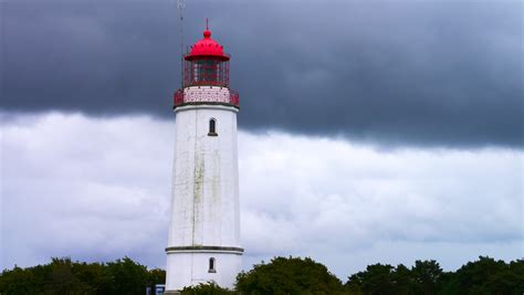 3840x2160 Wallpaper White And Red Lighthouse Peakpx