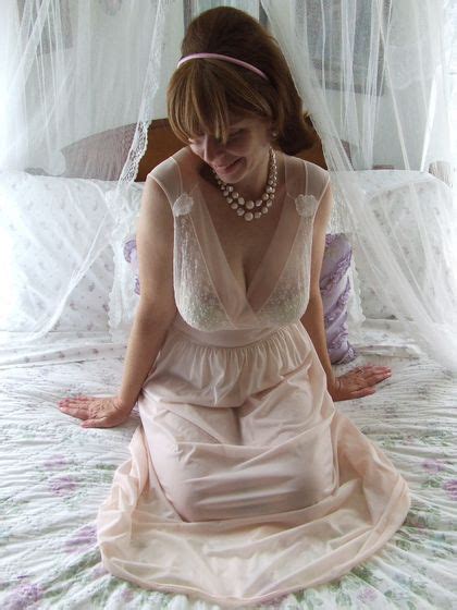 Pictures Of Wife In Her Sexy Nightie Mature Nakedpussy. 
