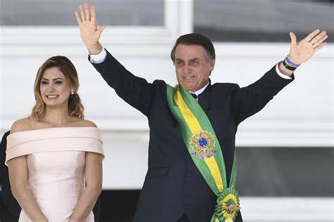 Povo Começa A Se Libertar Do Socialismo Diz Bolsonaro Após Receber A