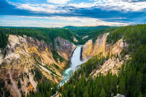 Yellowstone National Park Visit Big Sky