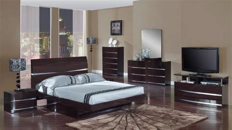 Exclusive Wood Bedroom Contemporary Design Pembroke Pines Florida