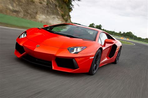 Lamborghini Aventador Lp700 4 Specs And Performance Lambocars