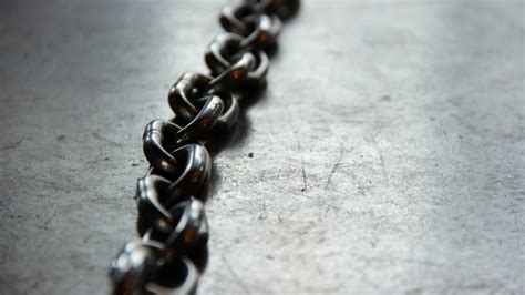 Dar Al Hijrah Islamic Centers Quran In Chains Was A Word On