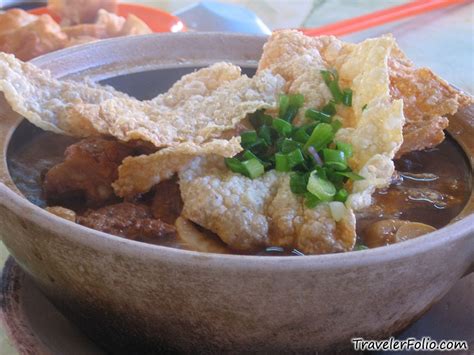 The bak kut teh meat is soft and tender. Mersing, Malaysia @ Singapore Travel & Lifestyle Blog