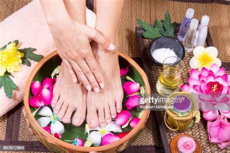Foot Scrub Spa Photos And Premium High Res Pictures Getty Images