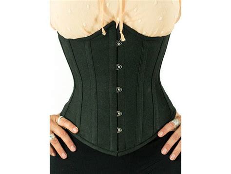 Corset Guide Which Type Of Corset Should Be Worn Under What Clothing