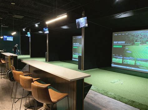 Golf Simulator Center Golf Simulator Room Indoor Golf Simulator