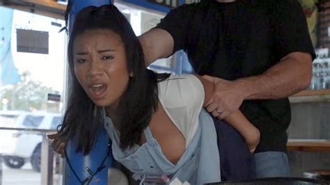 Ameena Greene Gets Fucked Standing In The Cafe Porn Movies 3Movs
