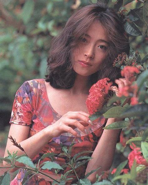 akina nakamori 中森明菜 美的少女 女性 90年代スタイル