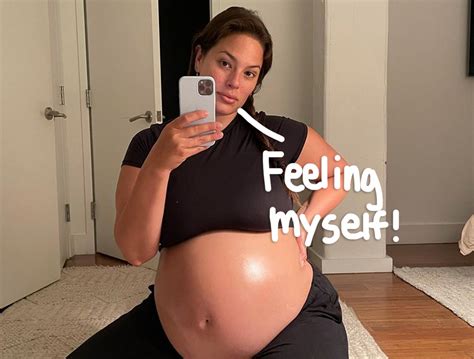 Ashley Graham Shows Off Tree Of Life Stretch Marks In Nude Pregnancy Pic Perez Hilton