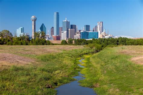 Dallas Texas Skyline Stock Image Image Of Fort City 24505741