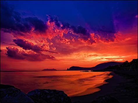 Circeo al tramonto Foto % Immagini| paesaggi, mare, tramonto Foto su ...